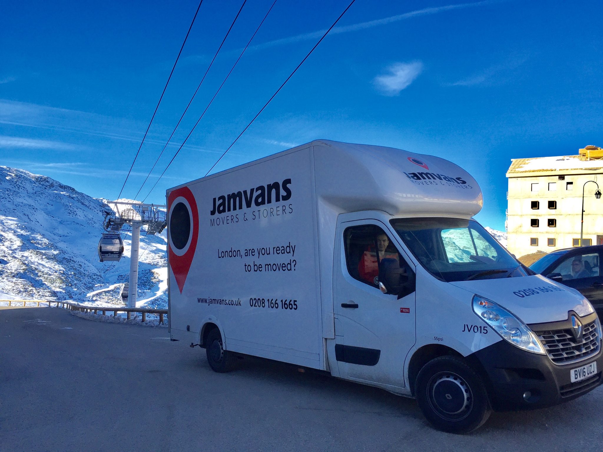 JamVans French Alps Removals